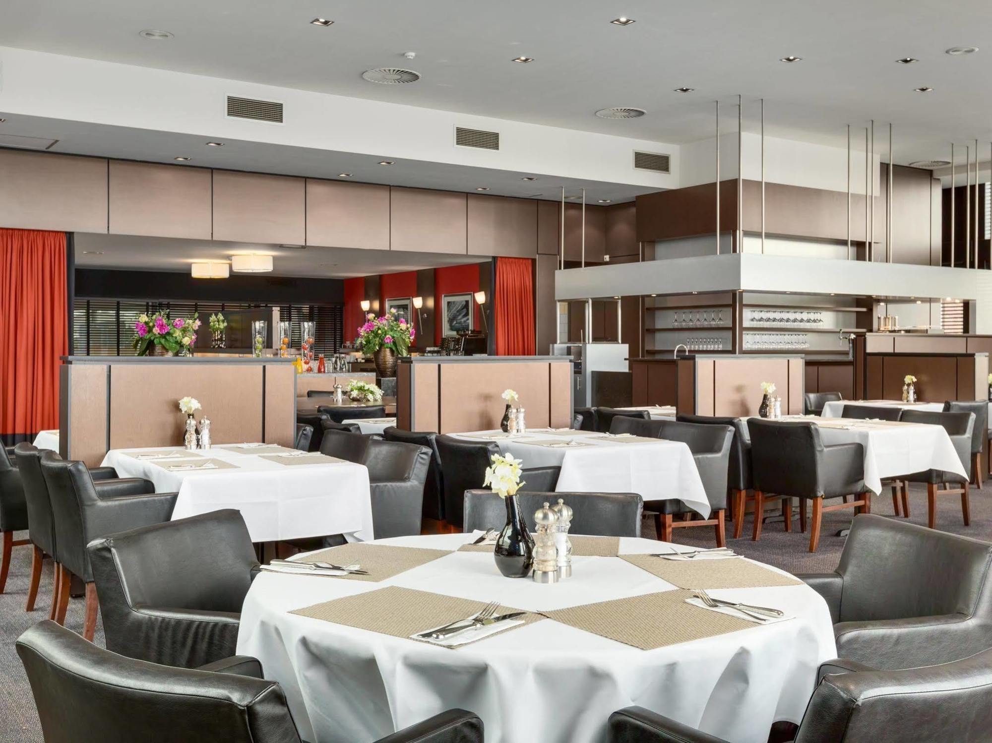 Nh Hotel Waalwijk
